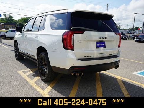 Used 2021 GMC Yukon Denali w/ Denali Ultimate Package AWD/4WD image 12