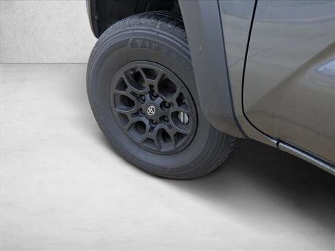 Certified 2023 Toyota Tacoma SR5 image 10