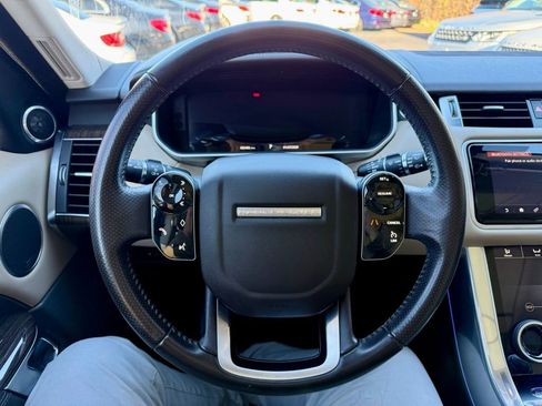 Used 2018 Land Rover Range Rover Sport HSE AWD/4WD image 26