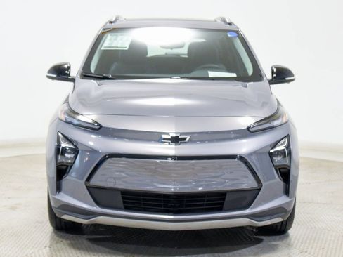 Used 2023 Chevrolet Bolt EUV Premier w/ Sun & Sound Package image 3