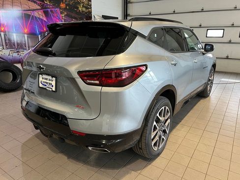 Used 2023 Chevrolet Blazer RS w/ Enhanced Convenience Package image 10