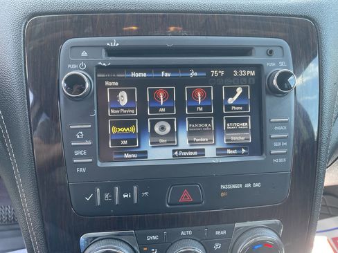 Used 2017 Chevrolet Traverse LT AWD/4WD image 24