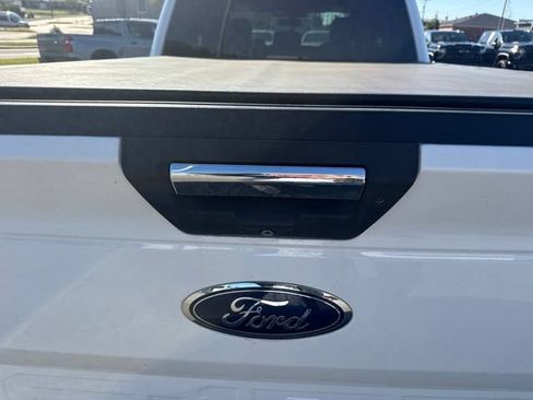 Used 2018 Ford F150 XLT w/ Equipment Group 302A Luxury AWD/4WD image 13