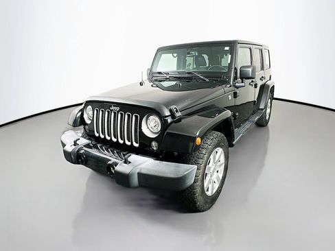 Used 2017 Jeep Wrangler Unlimited Sahara w/ Connectivity Group image 3