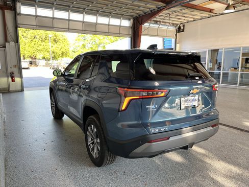 New 2026 Chevrolet Equinox LT FWD image 6