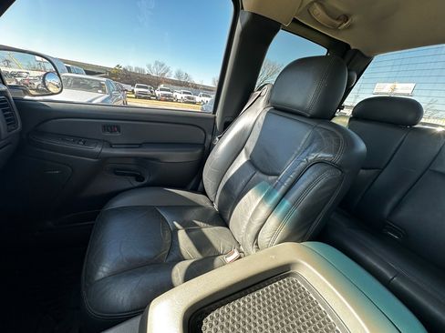 Used 2004 GMC Sierra 1500 SLE w/ Safe And Sound Package image 35