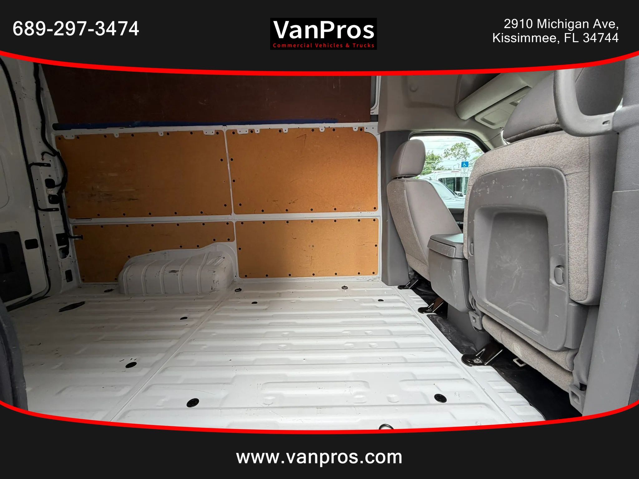 Used 2018 Nissan NV 2500 SV w/ Navigation Package RWD image 14