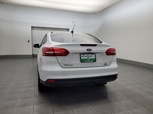 Used 2018 Ford Focus SE image 6