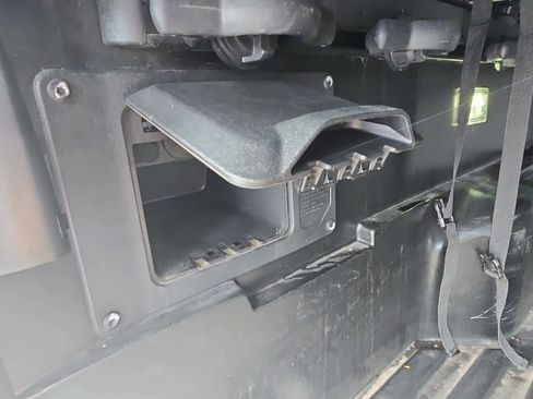 Used 2024 Toyota Tacoma TRD Sport w/ TRD Sport Upgrade Package image 13