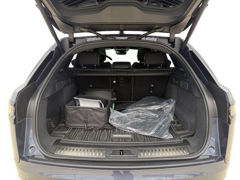 Certified 2026 Land Rover Range Rover Velar Dynamic SE AWD/4WD image 18