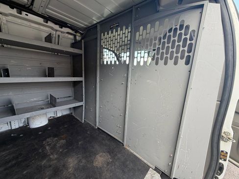 Used 2019 Chevrolet Express 3500 w/ Driver Convenience Package image 15