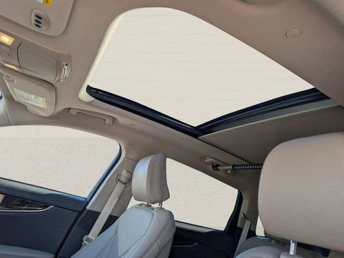 Used 2022 Lincoln Nautilus Reserve image 14