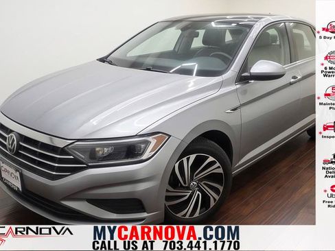 Used 2021 Volkswagen Jetta SEL FWD image 1