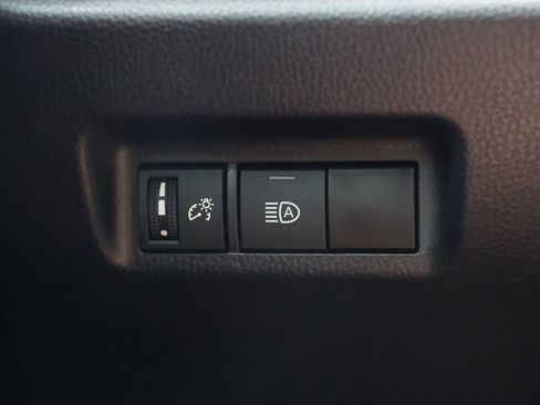 Used 2025 Toyota RAV4 LE FWD image 23