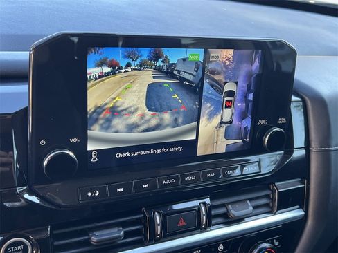 Certified 2022 Nissan Pathfinder SL w/ SL Premium Package image 17