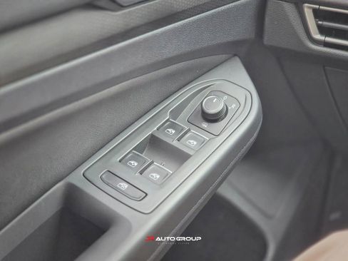 Used 2022 Volkswagen GTI Autobahn image 27