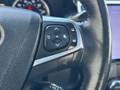Used 2015 Toyota Camry XSE w/ Moonroof Package FWD image 27