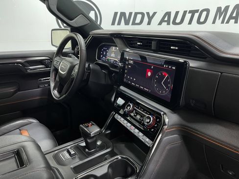 Used 2022 GMC Sierra 1500 AT4 w/ AT4 Premium Package AWD/4WD image 19