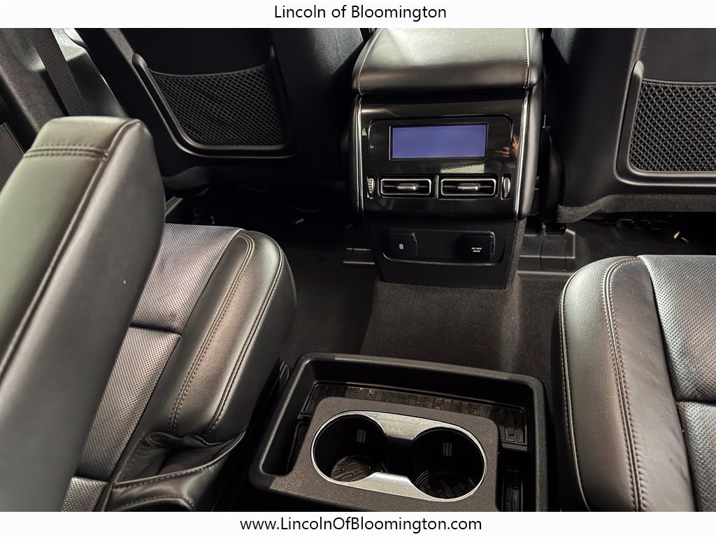 Used 2024 Lincoln Aviator Reserve w/ Elements Package Plus AWD/4WD image 12