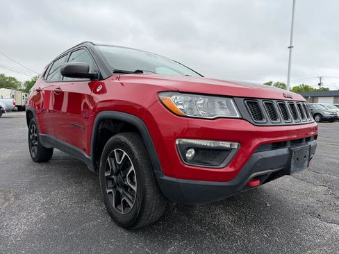 Used 2021 Jeep Compass Trailhawk image 3