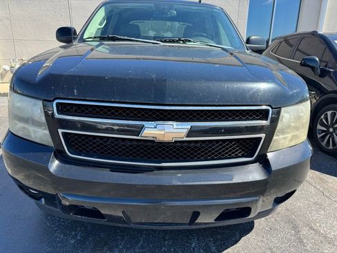 Used 2010 Chevrolet Avalanche LT w/ Luxury Package image 7