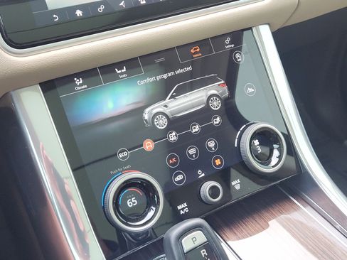 Used 2018 Land Rover Range Rover Sport HSE image 19