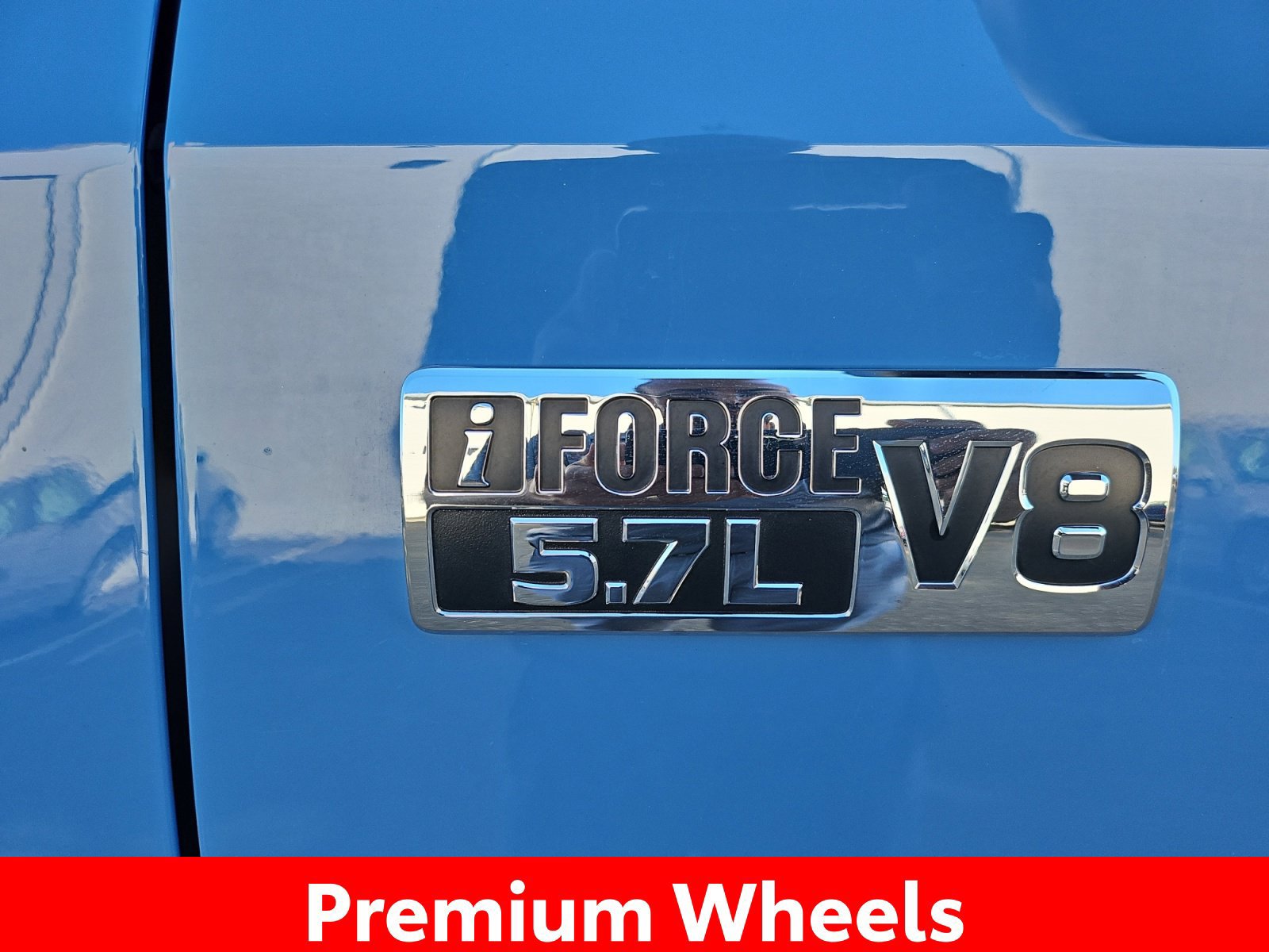 Used 2020 Toyota Tundra Limited w/ Limited Premium Package AWD/4WD image 13