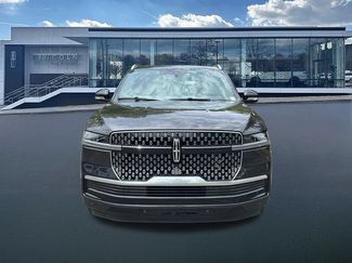 New 2026 Lincoln Navigator L Reserve AWD/4WD video 2