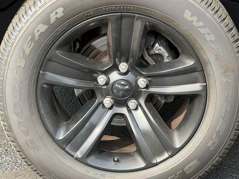 Used 2021 RAM 1500 Warlock w/ Electronics Group AWD/4WD image 7