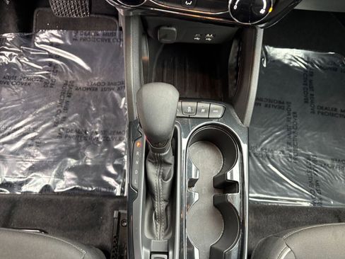 Used 2025 Chevrolet TrailBlazer LT image 39