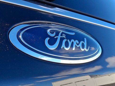 Used 2024 Ford Expedition Platinum AWD/4WD image 34