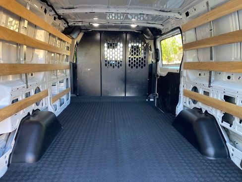 Used 2025 Ford Transit 250 Low Roof w/ Exterior Upgrade Package RWD image 7