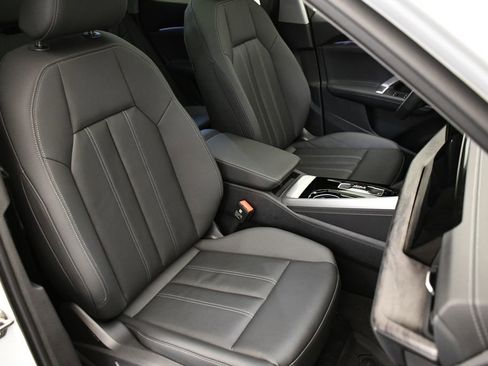 Certified 2025 Audi Q5 Premium Plus w/ Premium Plus image 48