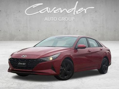Used 2023 Hyundai Elantra SEL FWD image 1
