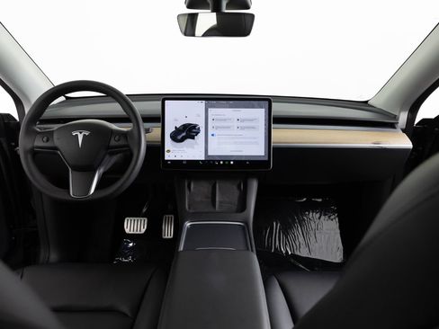 Used 2023 Tesla Model Y Long Range AWD/4WD image 35
