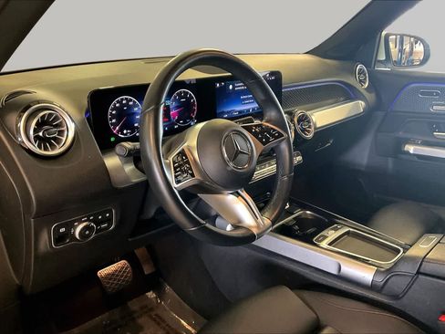 Used 2024 Mercedes-Benz GLB 250 image 15