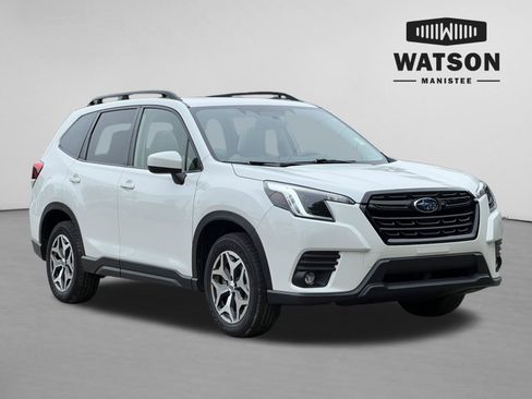 Used 2024 Subaru Forester Premium AWD/4WD image 1