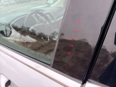 Used 2020 Ford Edge SEL w/ Cold Weather Package image 17