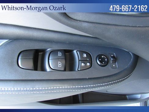 Used 2024 Nissan Murano SV w/ SV Midnight Edition Package image 32