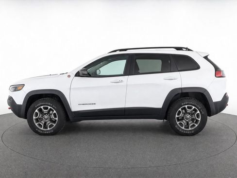 Used 2021 Jeep Cherokee Trailhawk w/ Sun, Sound & Nav Group AWD/4WD image 2