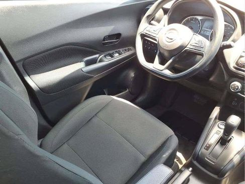Certified 2025 Nissan Kicks Play S FWD image 10