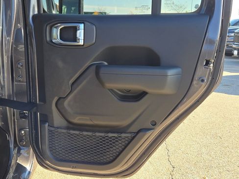 New 2026 Jeep Gladiator Sport image 13