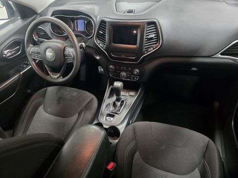 Used 2020 Jeep Cherokee Latitude image 17