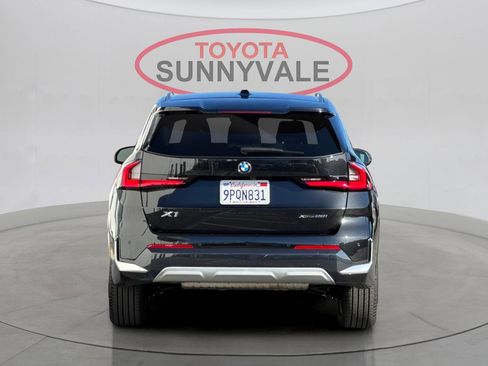 Used 2025 BMW X1 xDrive28i w/ Premium Package image 8