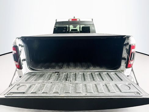 Used 2020 RAM 1500 Laramie AWD/4WD image 28