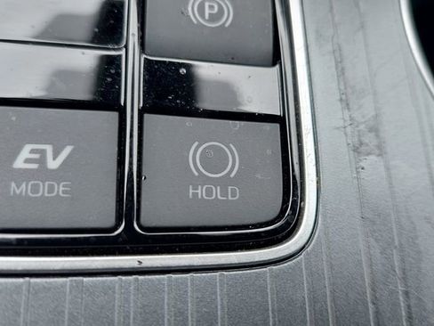 Used 2024 Toyota Sienna XSE w/ XSE Plus Package AWD/4WD image 28