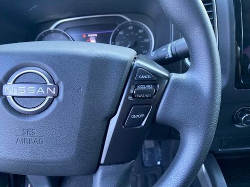 Used 2023 Nissan Frontier SV AWD/4WD image 29