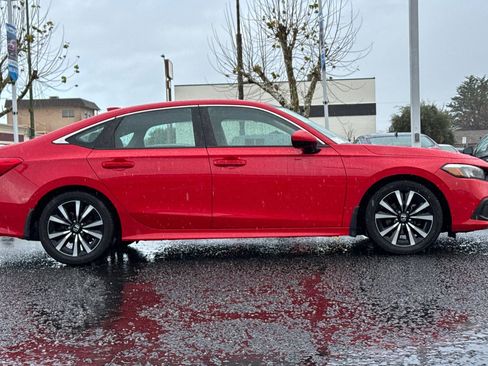 Used 2022 Honda Civic EX image 7