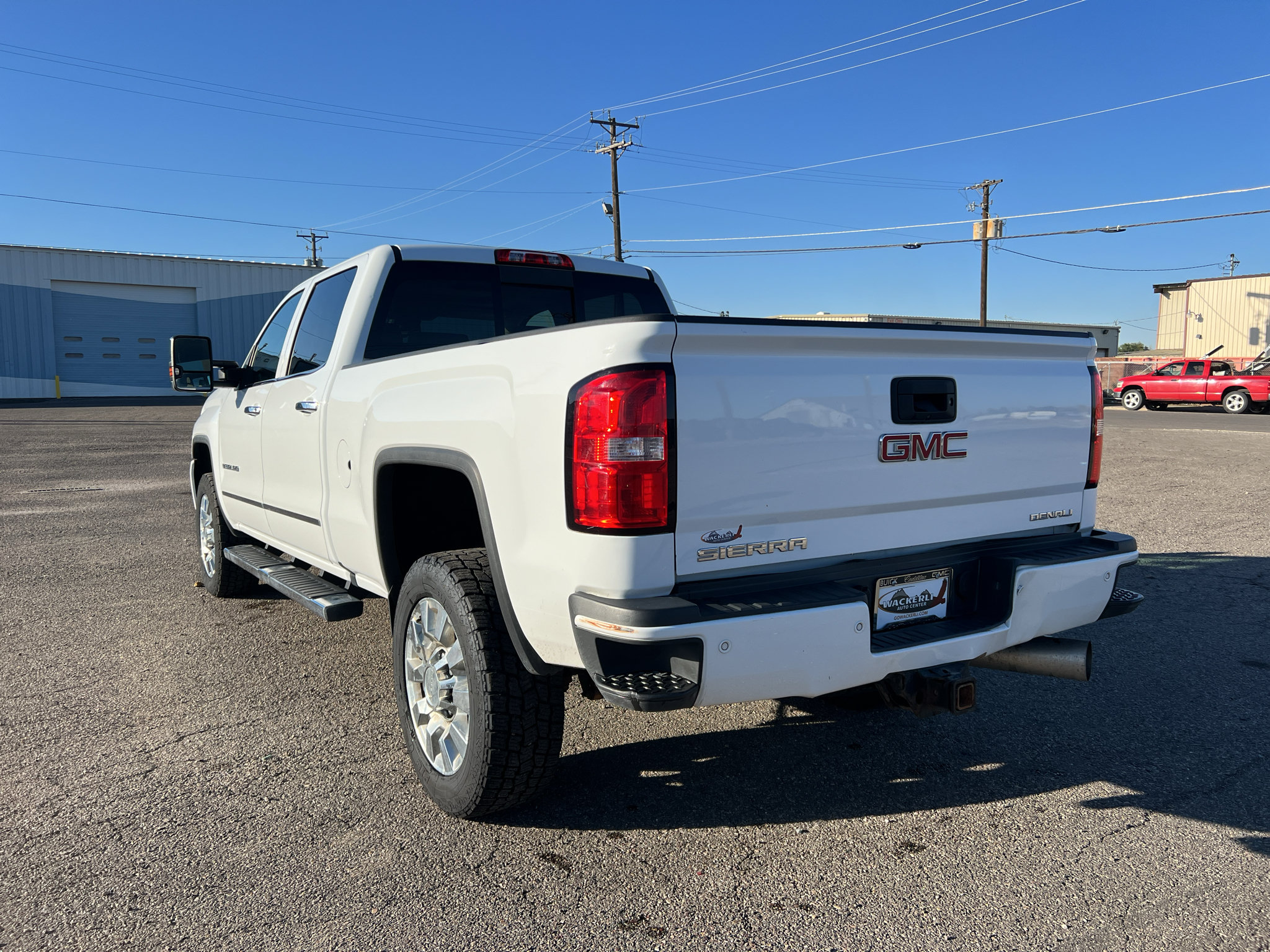 Used 2017 GMC Sierra 2500 Denali w/ Duramax Plus Package AWD/4WD image 13