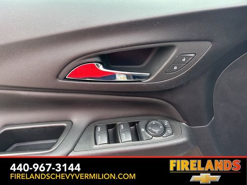 Used 2023 Chevrolet Equinox LT image 14